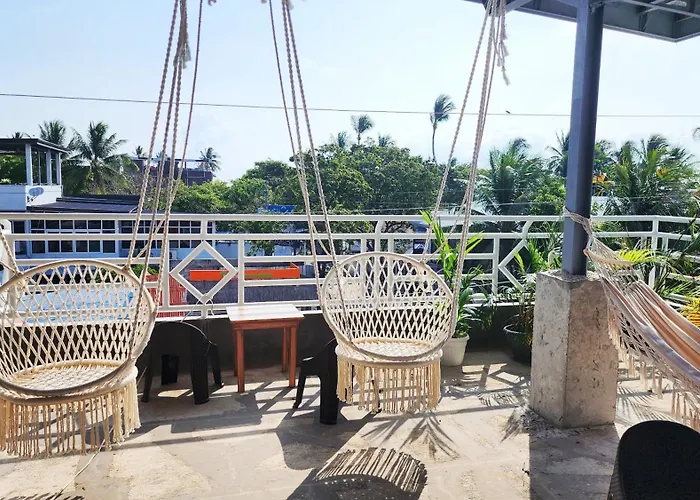 Hey Mojo By Bantayan Summerhouse Gjestgiverier Pooc